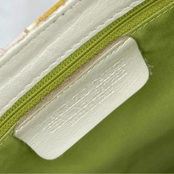 Maurizio Taiuti Genuine Leather Fold Clutch Floral Pink White Cut Out Handles - Picture 7 of 10